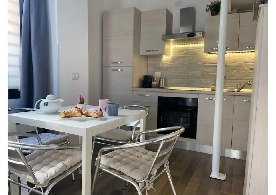 Appartement Sansiro - Fiera - Loft Strategico E Luminoso à Milan