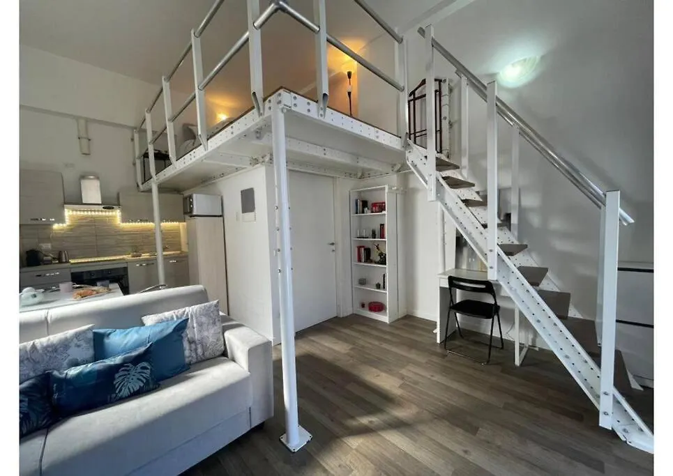 Appartement Sansiro - Fiera - Loft Strategico E Luminoso à Milan
